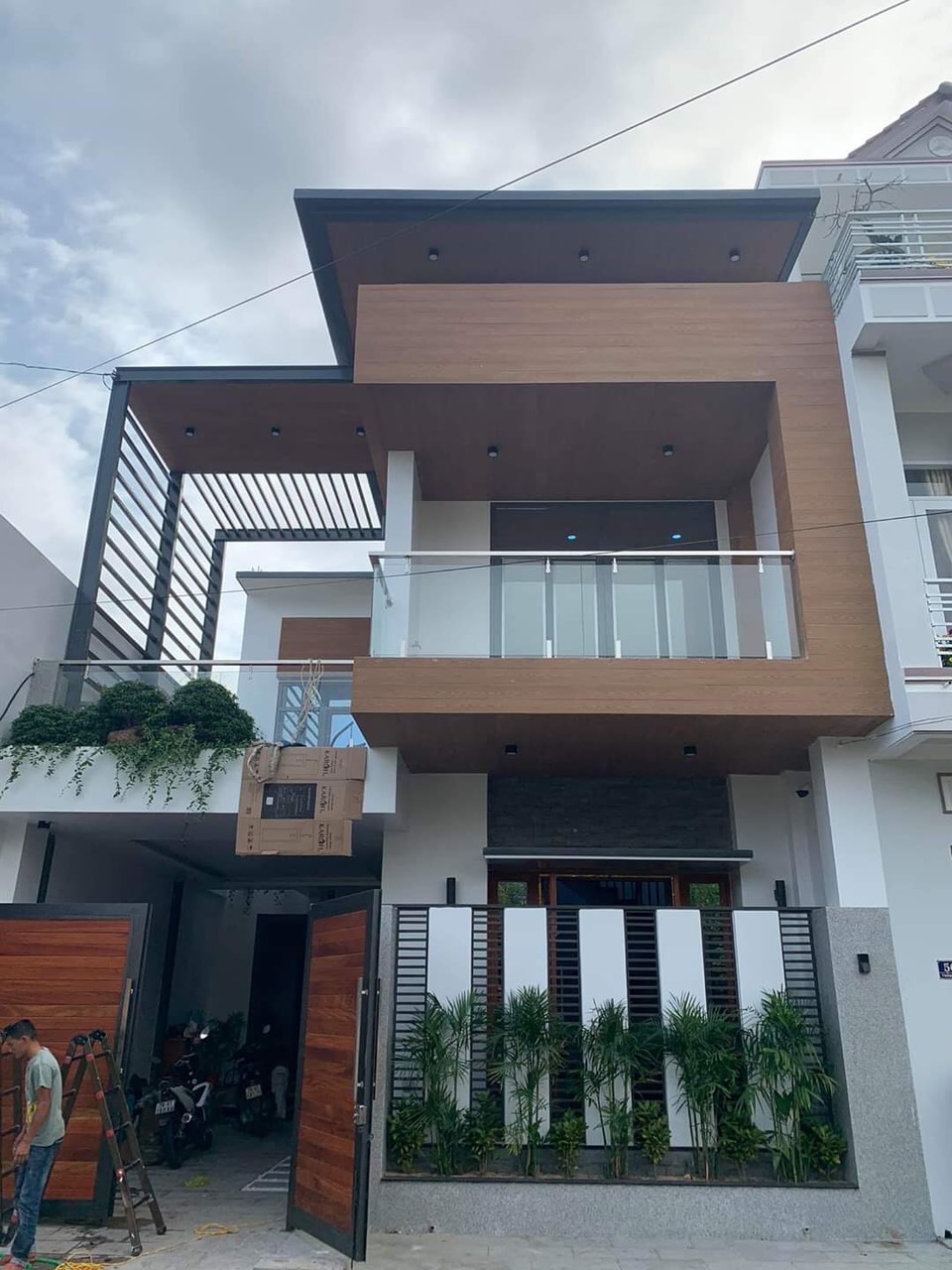 https://huynguyenwindow.com/du-an/cong-trinh-nha-pho-o-nha-trang